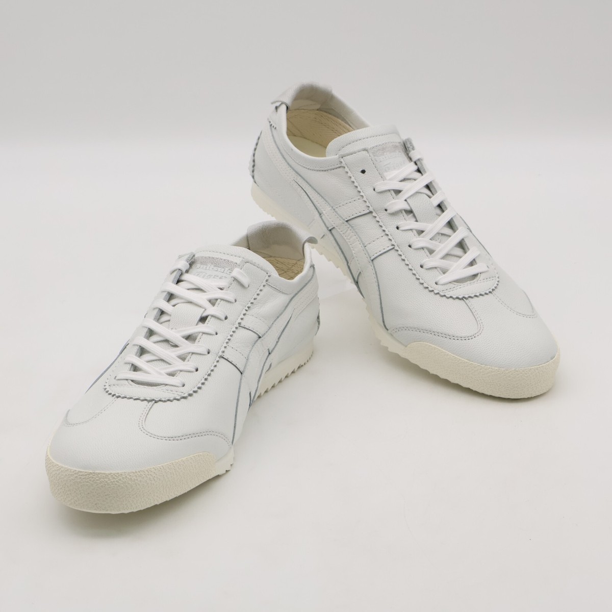 1181A367-101 Onitsuka Tiger NIPPON MADE Mexico 66 Deluxe White