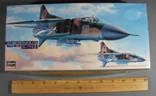 HASEGAWA 1/72 MIKOYAN MIG-23S FLOGGER B FACTORY SEALED PARTS 711