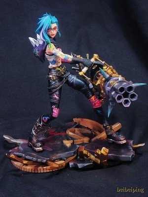 18CM League of Legends LOL Jinx Statue Handmade PVC Figure Model Toy Collection