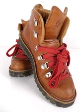 Danner Mountain Light Cascade Hiking Boots Womens Size 6 Leather 31521 Made USA