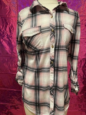 PASSPORT JUNIORS SHIRT SIZE MEDIUM