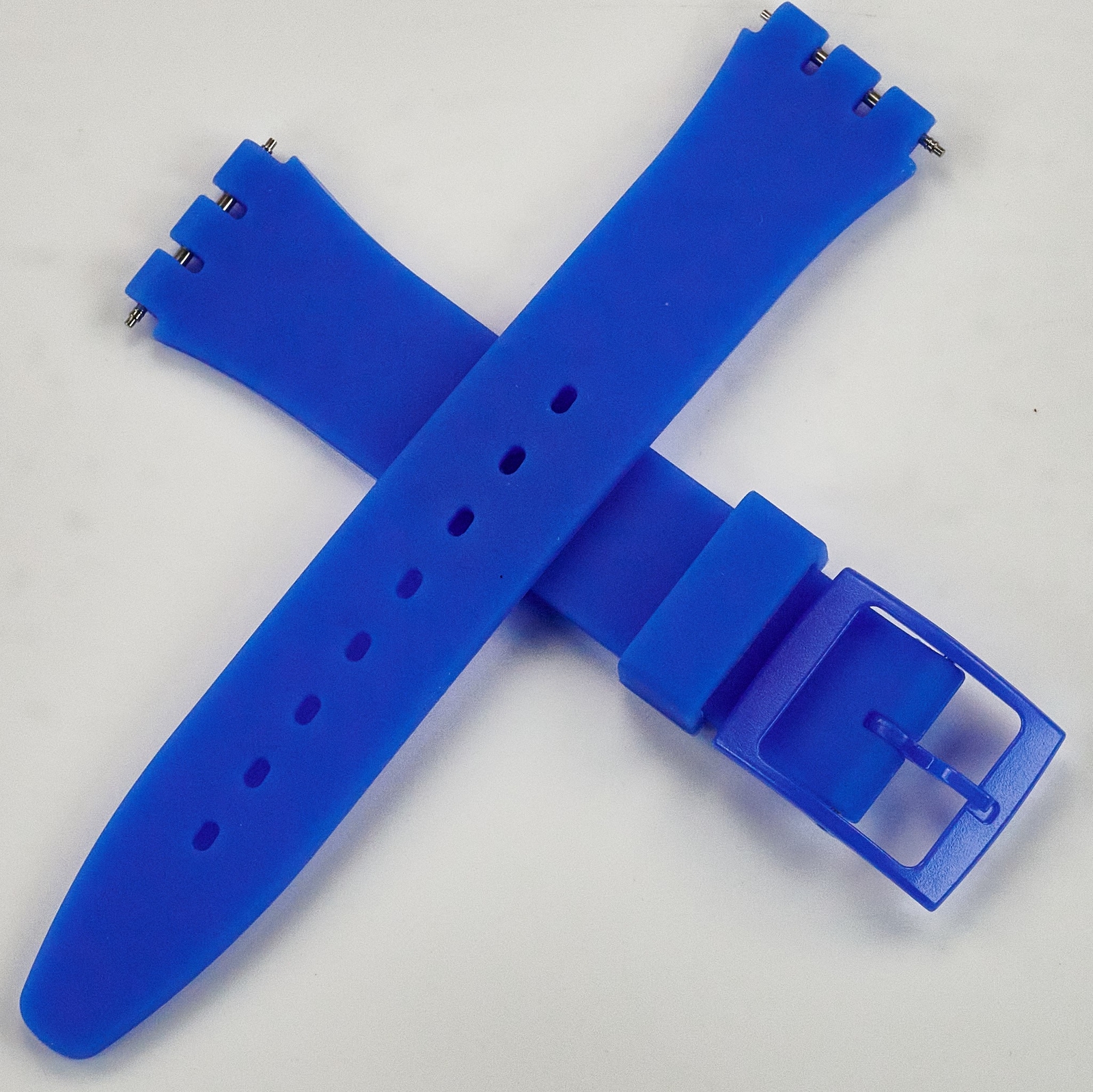 Inexpensive Swiss Silicone 18 mm Watch Strap Replacement SI.OE.S.S.09_K0022294 main image 1