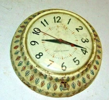 Mid Century General Electric Model 2125 Autumn Leaves Kitchen Clock, As-Is Works