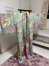 Beautiful Vintage Japanese Silk Kimono Robe