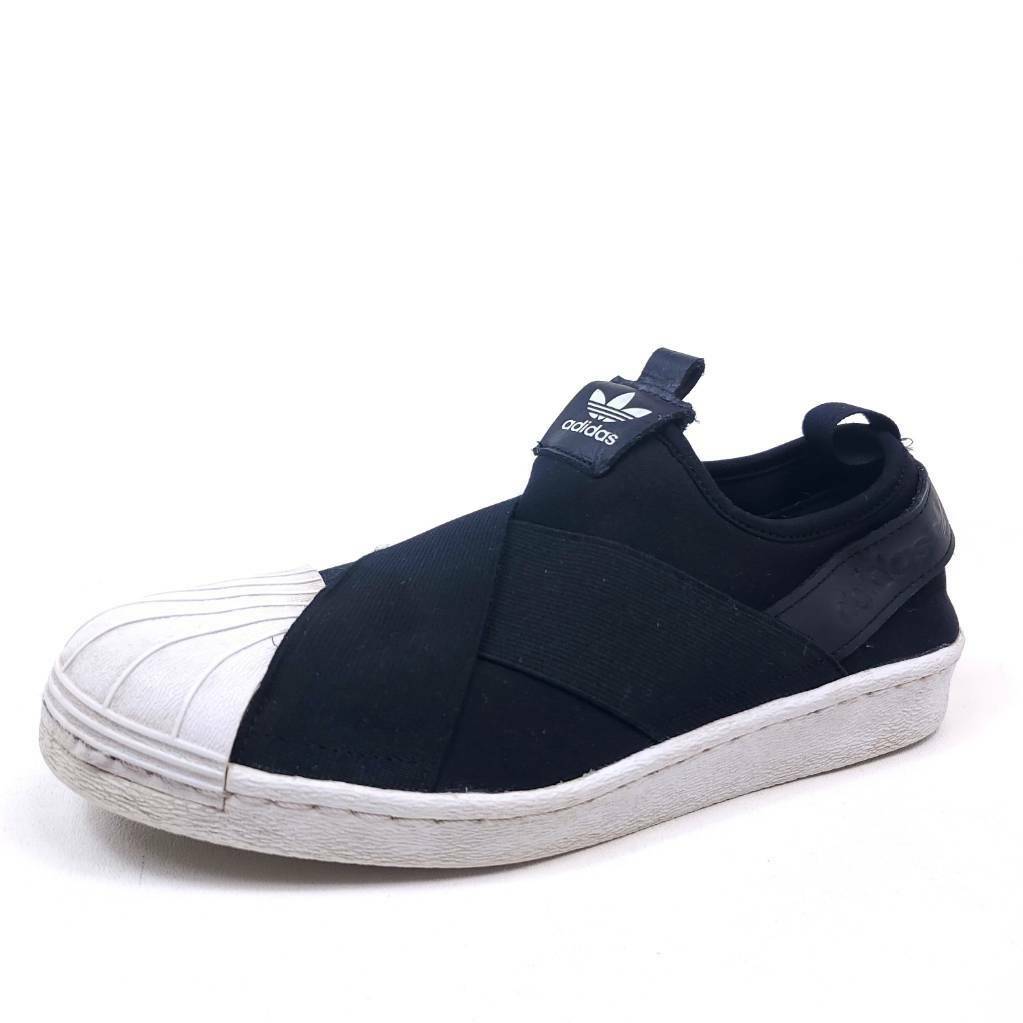 adidas flat shoes black