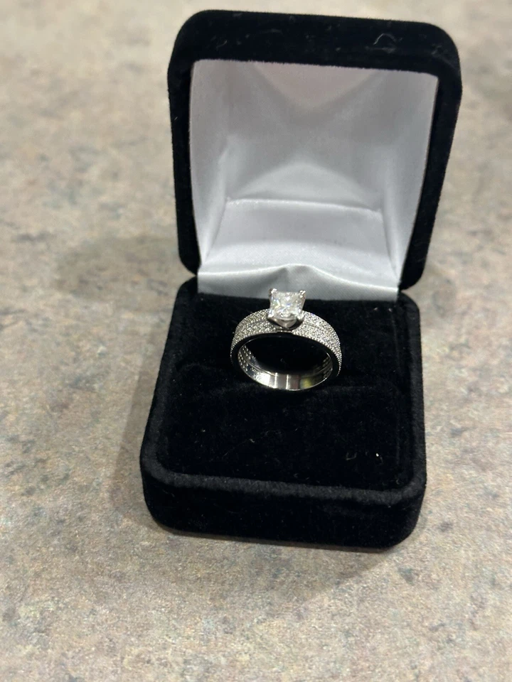 Juego de boda de platino con diamantes naturales, tamaño 5,5, solitario de 1 quilate, 1,59 ctw, soldado Foto 2 de 4