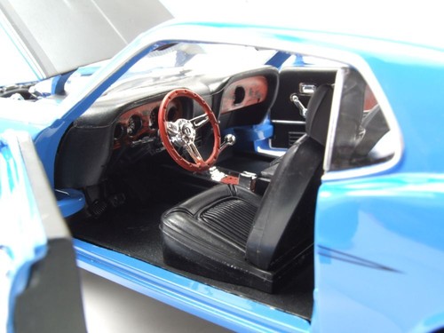 Ford Mustang Boss 302 1969 azul modelo coche 1:18 Welly - Imagen 6 de 11