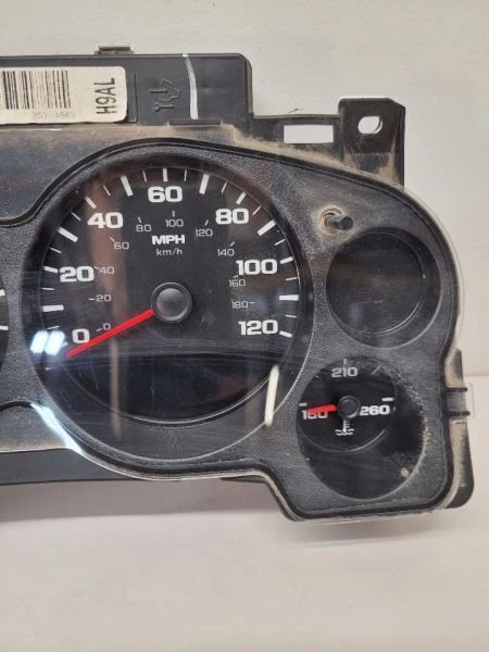 07-10 GMC SIERRA 1500 PICKUP Speedometer Cluster MPH US Market 20774688 - Image 3 of 4