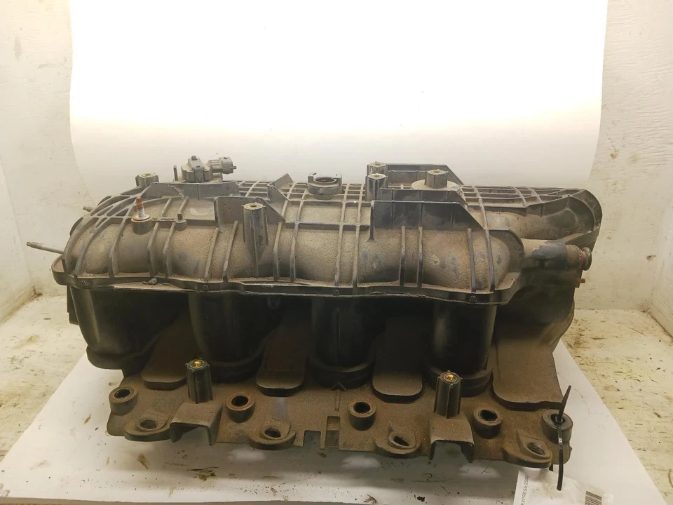 '10-'17 CHEVROLET EXPRESS 2500 VAN Intake Manifold 4.8L OEM 6 Month Wnty! - Image 2 of 4