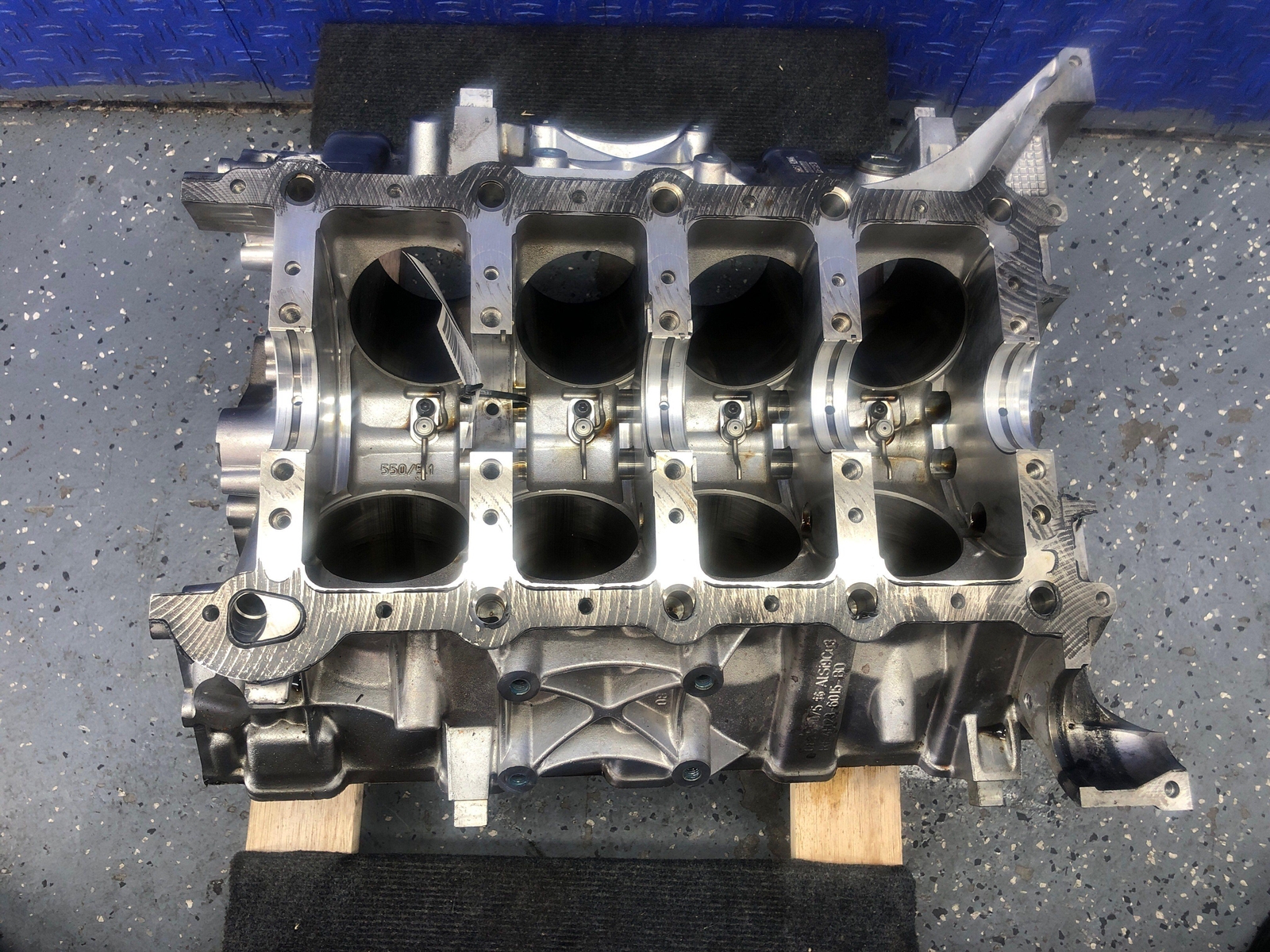 2006-2018 ASTON MARTIN VANTAGE V8 4.3L ENGINE CYLINDER BLOCK OEM
