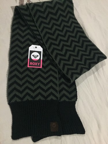Nueva bufanda acrílica Roxy Cabin Fever talla única verde y negra - Imagen 1 de 8