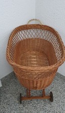 Stubenwagen, Babywiege Geflochtene Weide, 57 J. alt.