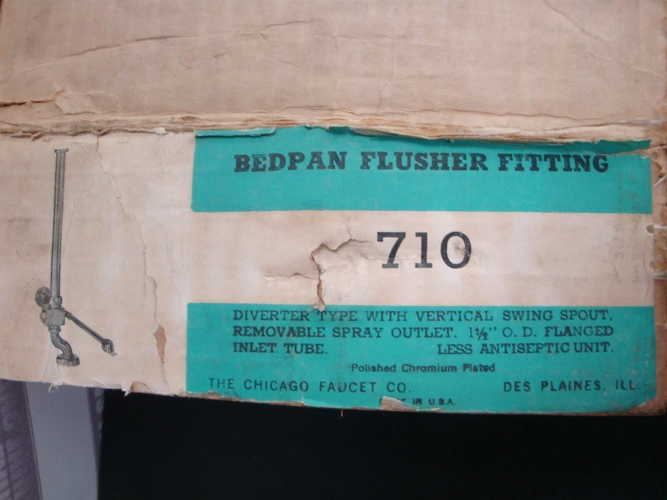 CHICAGO GRIFOS - ACCESORIO DE ENJUAGUE PARA SARTÉN - 710 con CAÑO OSCILANTE 1-1/2" (NUEVO EN CAJA) Foto 3 de 4