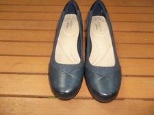 CLARKS COLLECTION NAVY ULTIMATE COMFORT SHOES 5.5 M