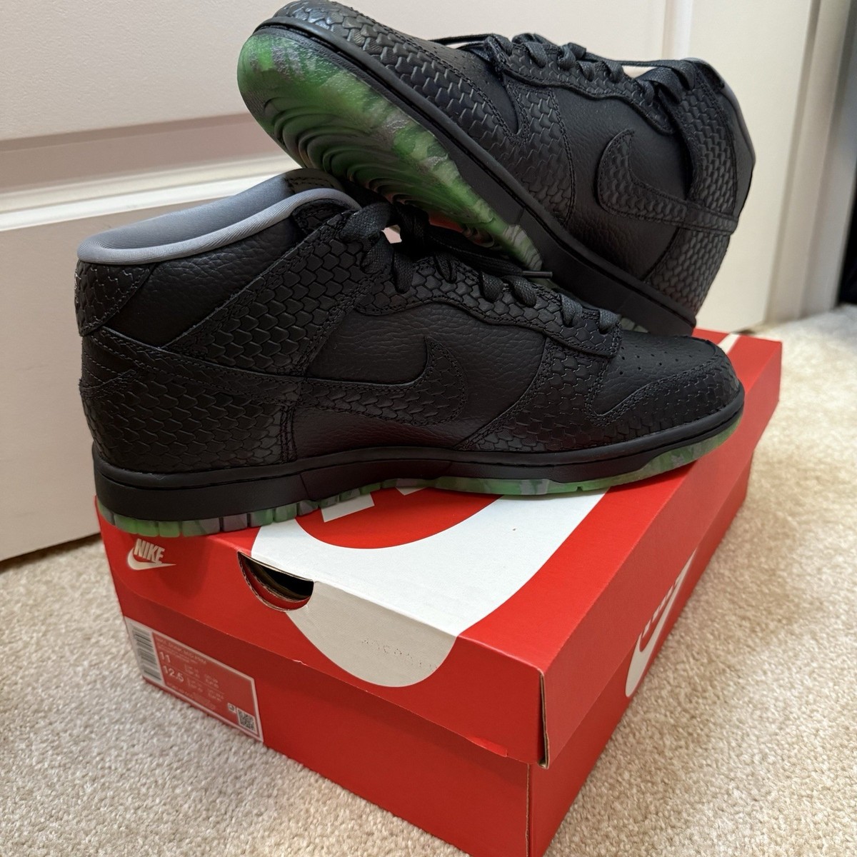 Nike Dunk Premium Mid Halloween Headless Horseman Shoes Sz 12 PRE-OWNED Nike Dunk Premium Mid Halloween - Headless Horseman for Sale  main image 4