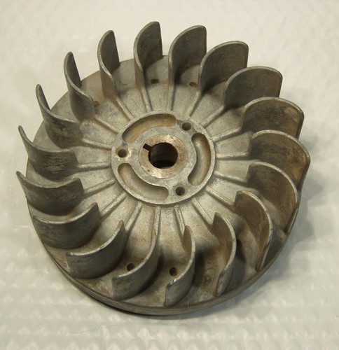 Tecumseh 32333 Lighting Charging 12 Magnet Flywheel Super Bronc HM80 Points Ign