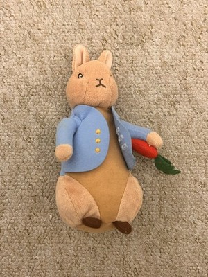 The World of Beatrix Potter Peter Rabbit Karotte & Jacke weiches Plüschtier klein