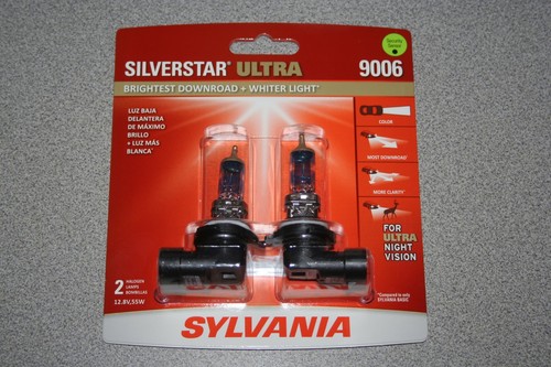 Sylvania Silverstar ULTRA 9006 Pair Set High Performance Headlight 2 Bulbs NEW - Picture 1 of 3