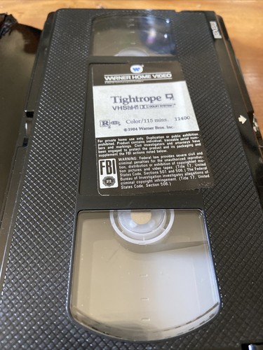Tightrope “A Cop on the Edge” (1984) VHS (Clint Eastwood) Warner Home Video - Picture 5 of 9