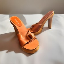 Women's sandals