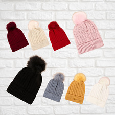 Pure Color Beanie w/Wool Ball