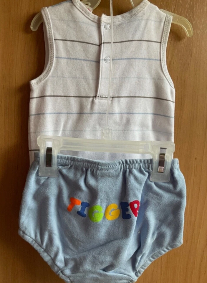 Disney Winnie the Pooh Cotton Bodysuit 2 Piece Set - 6 to 9 Months - BNWT - Image 2 of 4