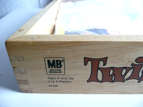 Twister Game 35th Anniversary Wood Box Edition Hasbro Nostalgia Series Unused - Picture 6 of 9