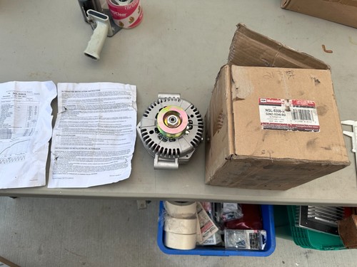 Ford Motorcraft NGL-8308-N Alternator - 第 1/13 張圖片