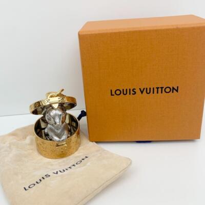 極美品★LOUIS VUITTON キーリング ノベルティ ラビット Louis Vuitton Bijou Sac Precious Rabbit Keychain Keyring Bag Charm