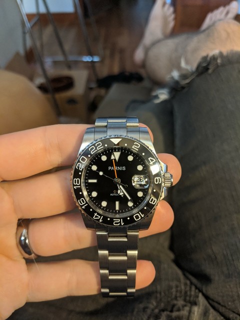gmt style watch