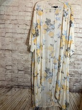 Torrid Kimono Top 3X Pastel Floral Long Line Open Front Flowy Beachy Lightweight