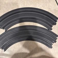 Set of 2 - 9" Radius 1/4 Curve - Auto World HO Slot Car Track  