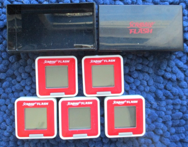 SCRABBLE FLASH Electronic Tiles Spelling GAME  2010 Hasbro / all need batteries