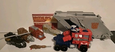 Transformers Platinum Edition TFP Year Of The Snake Optimus Prime 2013 Complete