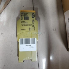 1PC NEW PILZ PNOZ 774306