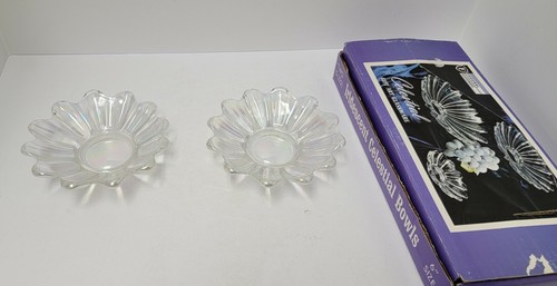 NIB Federal Glass 2 Art Glass 6" Iridescent Bowls - Picture 3 of 6