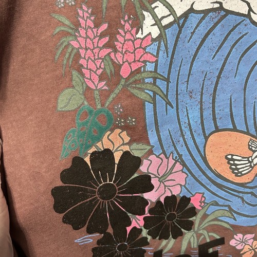 NWT O'Neill Tilly's Brown Surfer Skull Graphic Tshirt Size Medium - "Kathie" - Picture 11 of 24