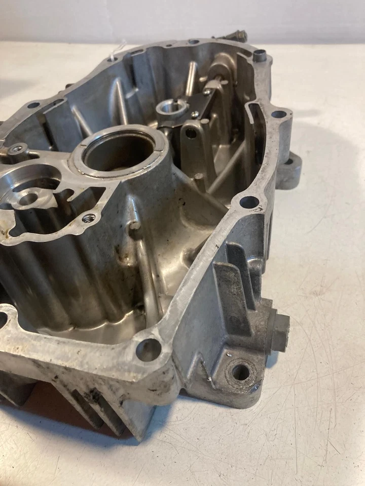 49015-6225 KAWASAKI ENGINE CRANKCASE COVER SUMP - Image 3 of 4