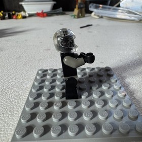 LEGO Space Insectoids Droid Gigabot Minifigure sp032 6977 6905 6969 2965 3071