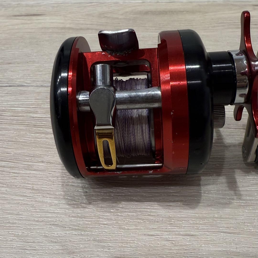 Daiwa 203 SWベイトリール ダイワ(Daiwa) ミリオネアSW 203 00613857｜アウトドア用品