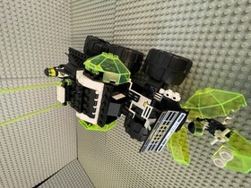 LEGO 6933 Blacktron 2 Spectral Starguider 100% Complete nice Condition