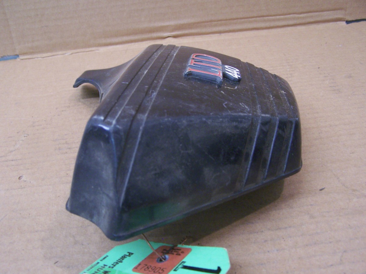 KAWASAKI KZ440 RIGHT SIDE COVER FAIRING 36001-1071-H8 KZ 440 LTD