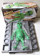 1997 Alien Anatomy Autopsy Board Game by R Marino Incomplete