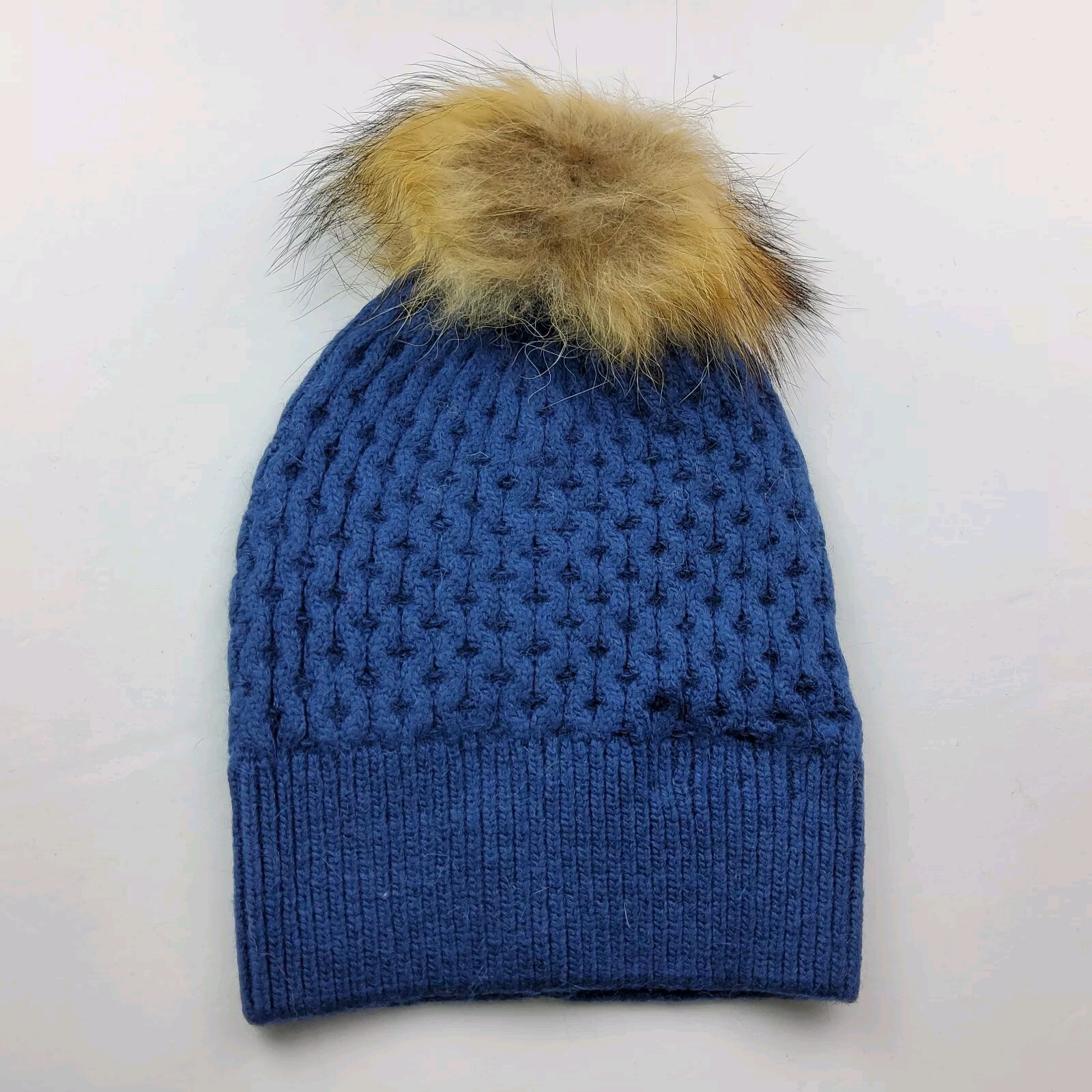 Cappello Yves Saint Laurent YSL lana pelliccia di coniglio pom maglia