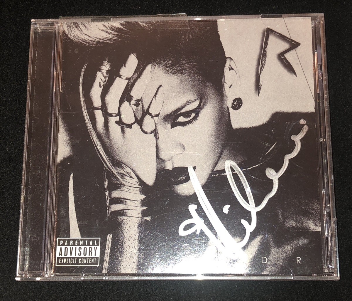 Rihanna Signed Rated R CD Booklet JSA LOA Autograph Singer | eBay