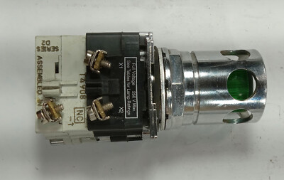 1  USED CUTLER-HAMMER 10250T GREEN PUSH BUTTON ASSEMBLY  ***MAKE OFFER***