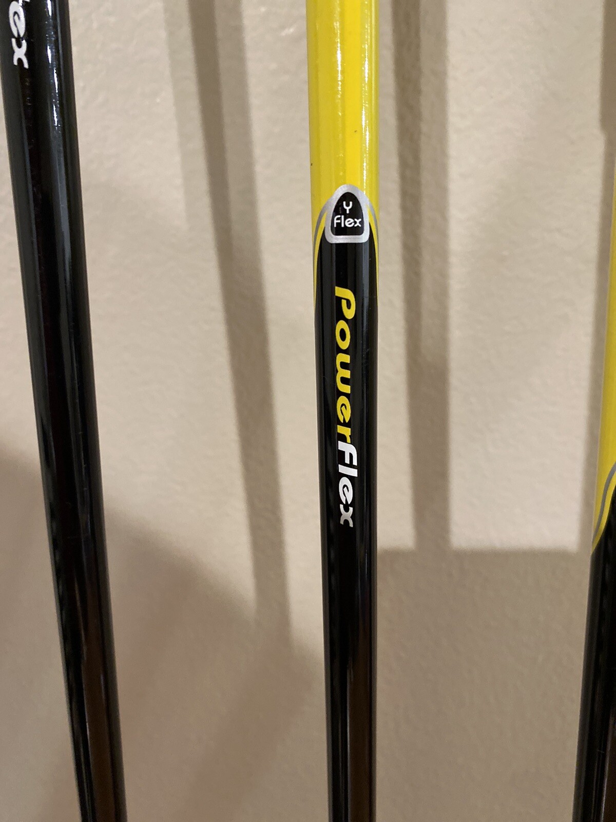 Intech Lancer Junior Golf Club Set With Black Yellow 5 Way Stand Bag Right Hand eBay