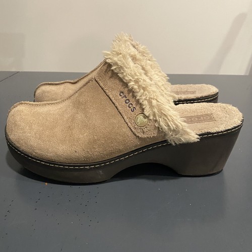 silver crocs with fur