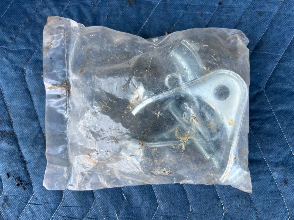 1998-2000 Volvo S70 V70 XC New Exhaust Gasket Hardware 31388, 31362 #3162EM - Image 2 of 4