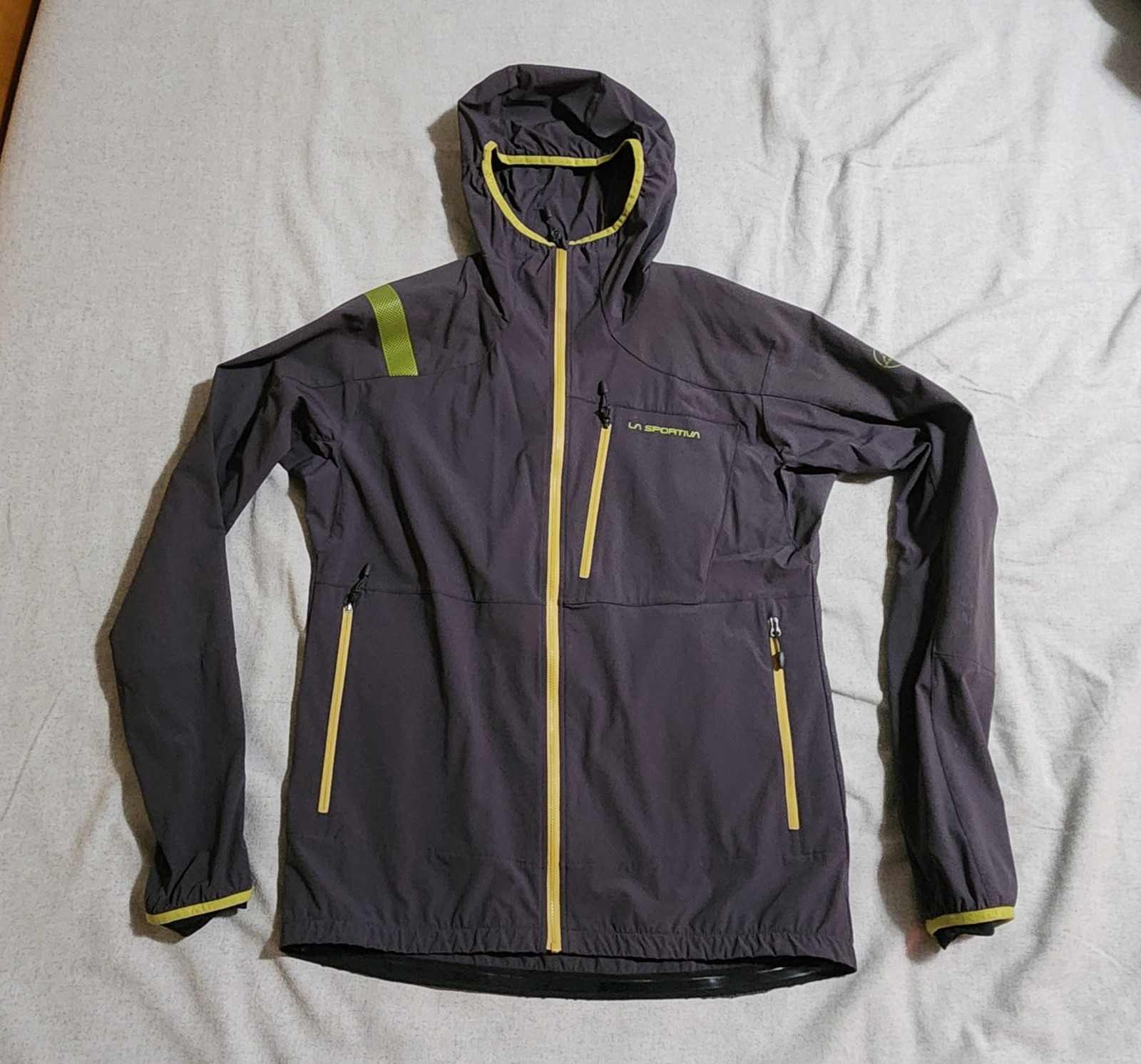 Ls Sportiva Softshell Jacket - Medium - image 1